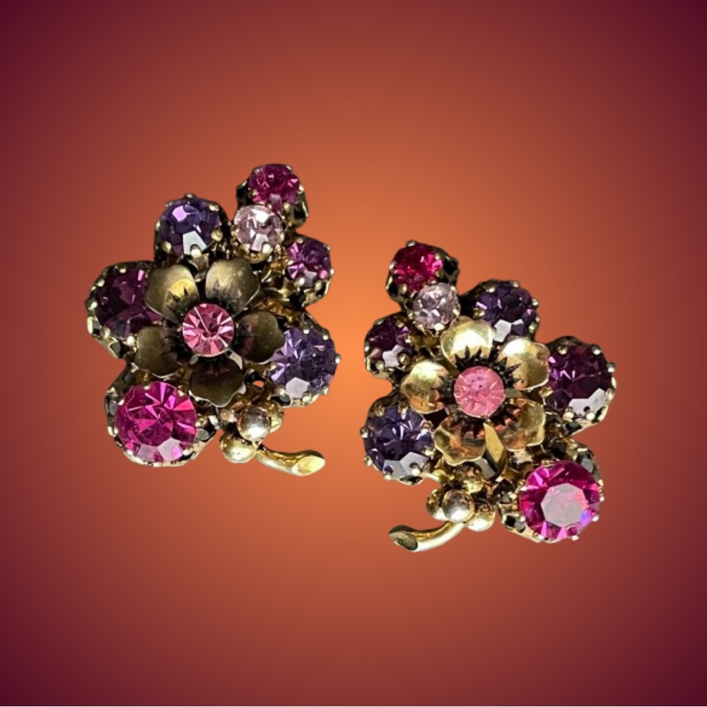 Vintage Austria floral rhinestone cluster clip earrings pink purple